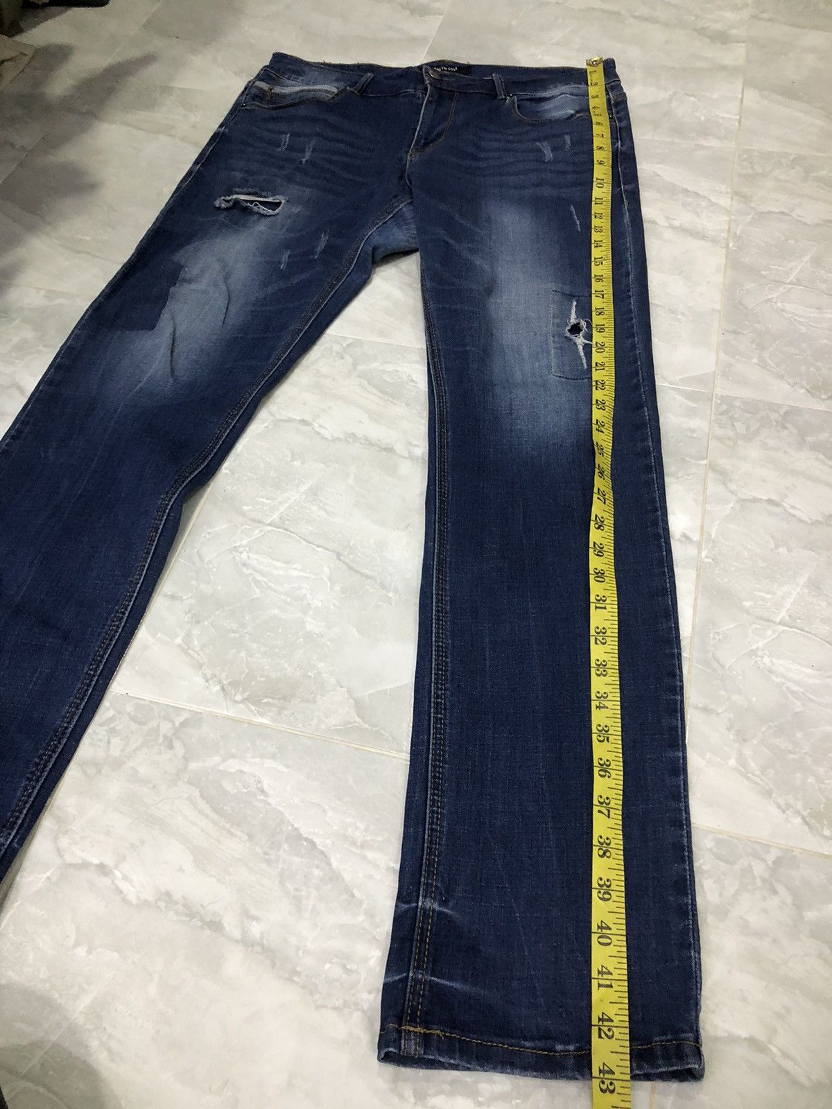Designer × Kenneth Cole Kenneth Cole New York Distressed Repair Jeans – Size 34 Size US 34 / EU 50 - 15 Thumbnail