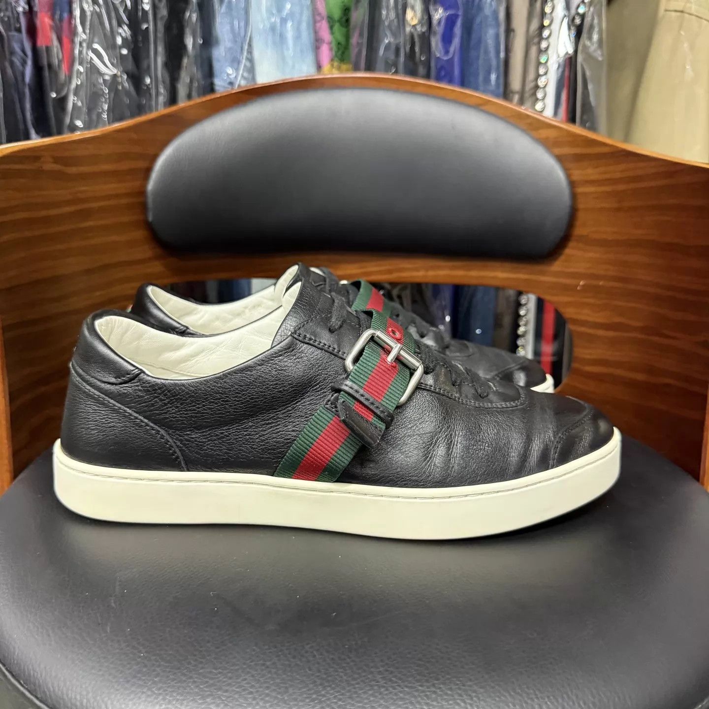 Gucci Gucci GG Buckle Black Sneaker 8/42 Size US 9 / EU 42 - 4 Thumbnail