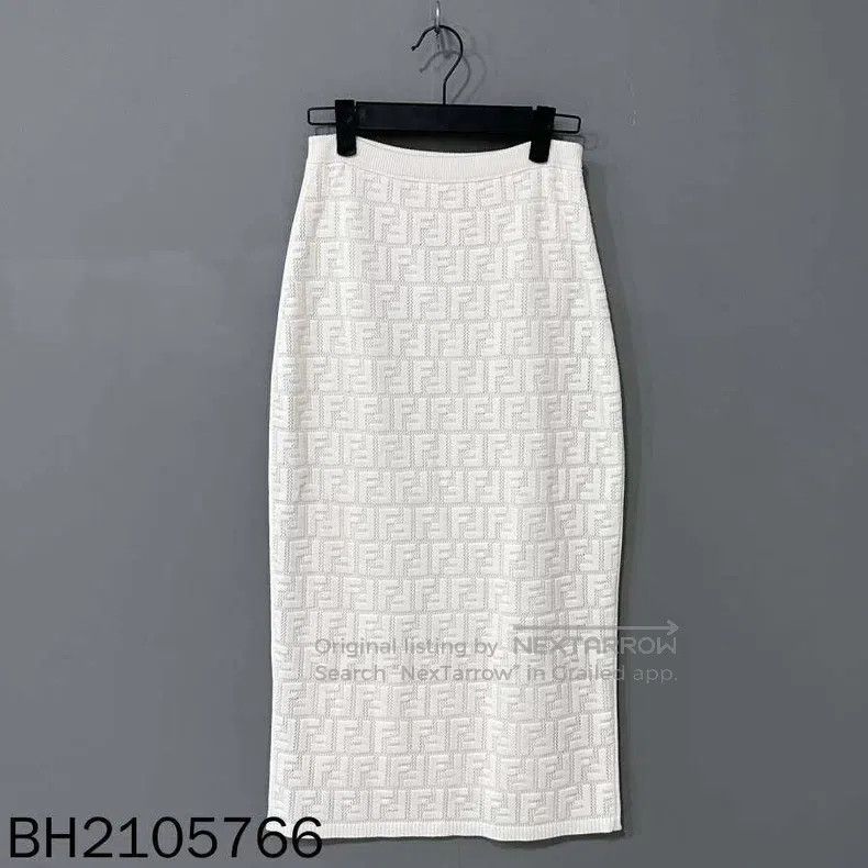 Fendi Fendi Embroidered floral open-front cardigan, skirt, and v Size XS / US 0-2 / IT 36-38 - 5 Thumbnail