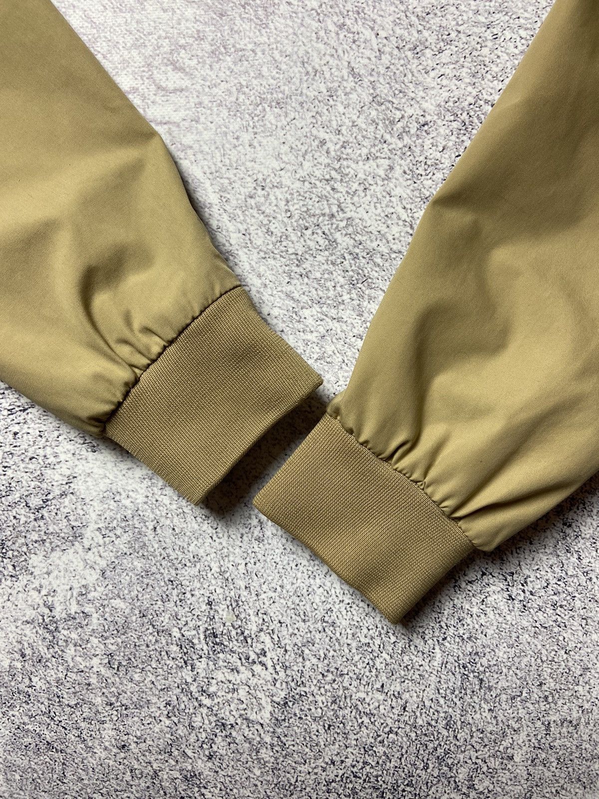 Carhartt × Vintage Vintage Carhartt Light Jacket Work Wear Skate Style Rare Size US L / EU 52-54 / 3 - 13 Thumbnail