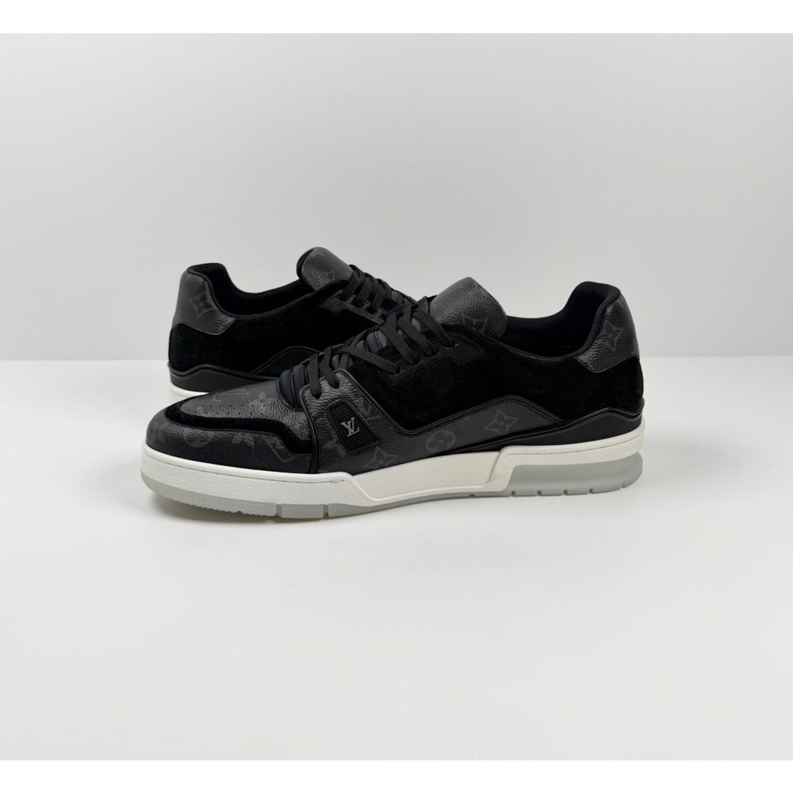 Louis Vuitton Size 12LV/13US - Louis Vuitton Monogram Trainers WORN 1X! Size US 13 / EU 46 - 6 Thumbnail