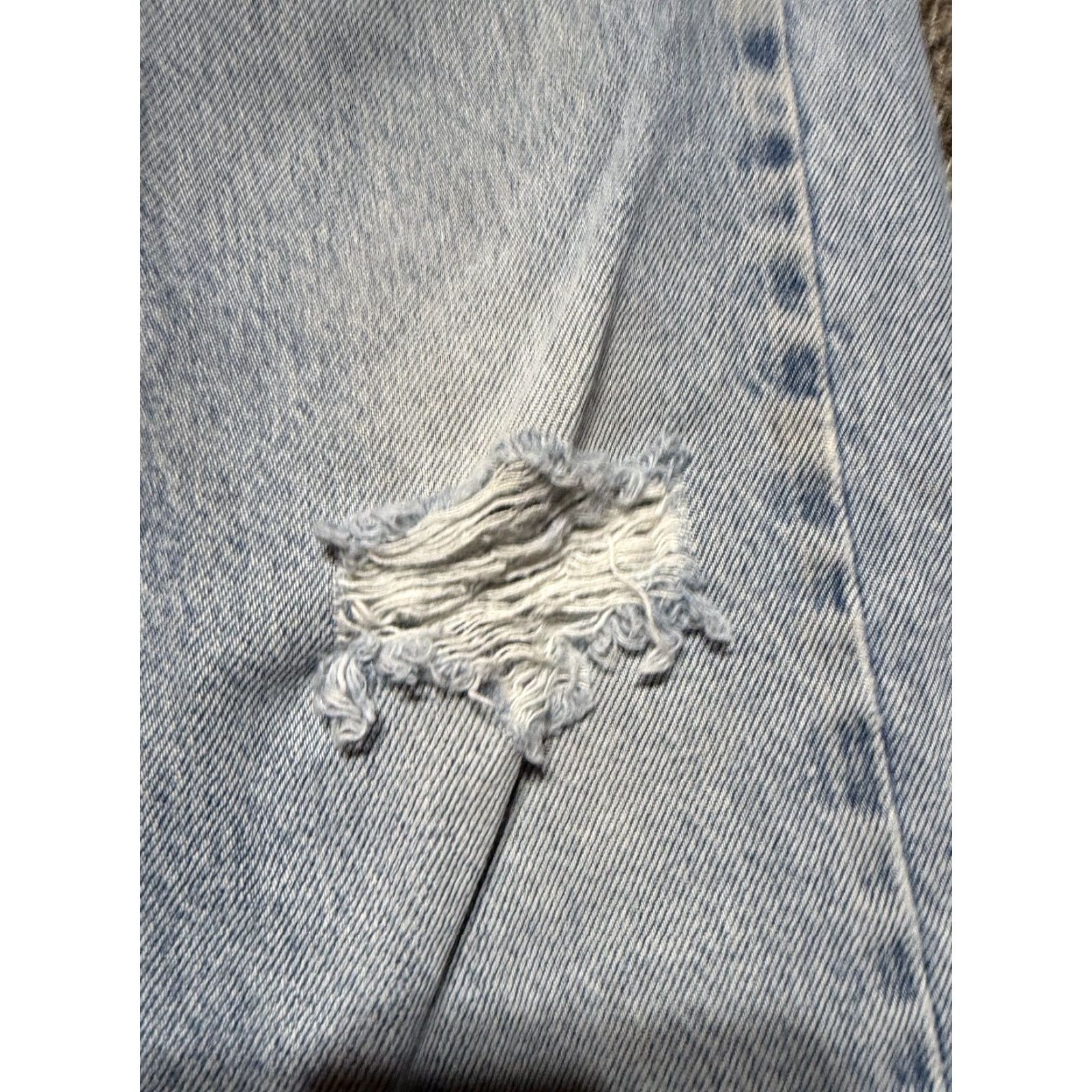 Tommy Hilfiger VINTAGE Tommy Hilfiger Women Jeans 26 30 Blue Denim HEMMED Distress 4- Pocket 5-Pocket Design Straight Modern Regular Jeans Womens Size 27" / US 4 / IT 40 - 2 Thumbnail