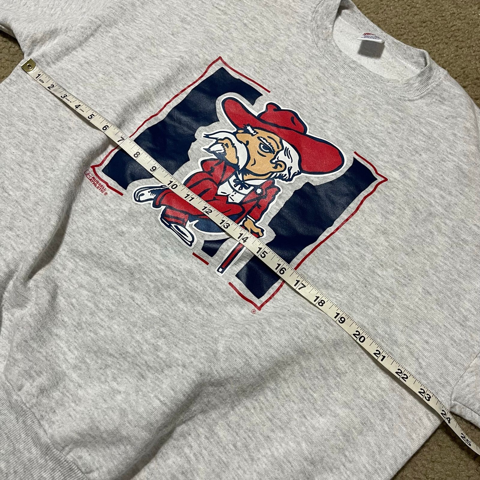 Jerzees Vintage OLE MISS Rebels Jerzees X Russell Grey Crewneck Larg Size US L / EU 52-54 / 3 - 6 Thumbnail