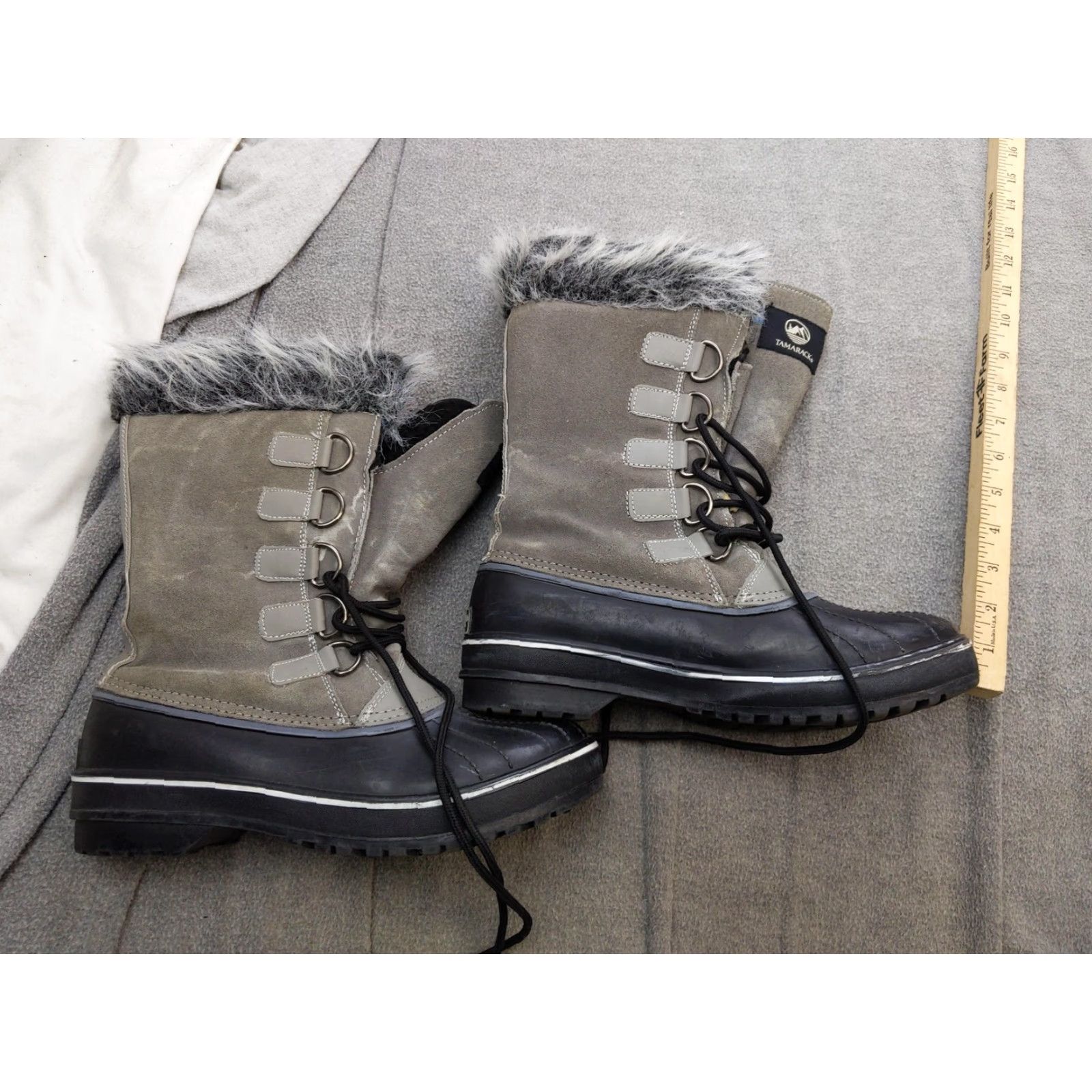 Vintage Tamarack Snow Boots Womens Mid-Calf Gray Suede Faux Fur Lace Up Size 10 Winter Non-Slip Insulated Size US 10 / IT 40 - 2 Thumbnail