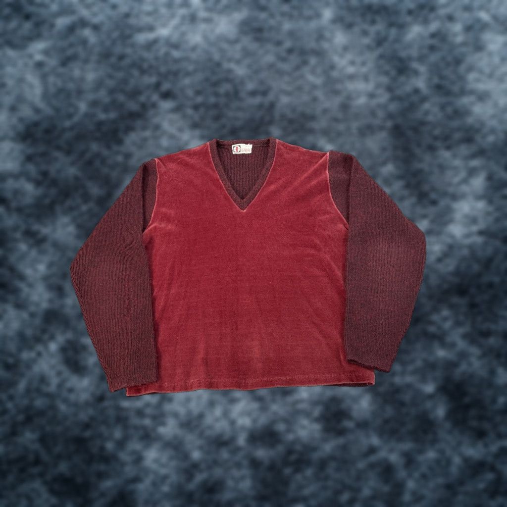 Vintage VINTAGE Sportswear Sweater Mens Large V-Neck Velvet Red Maroon 70s Reversible Pullover Size US L / EU 52-54 / 3 - 1 Thumbnail