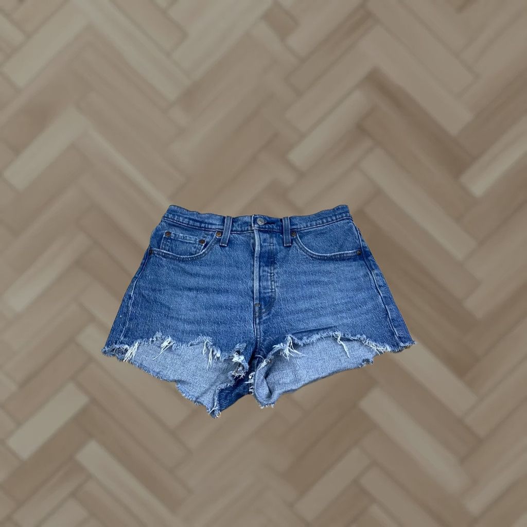 Levi's Levi's 501 Denim Shorts Women 27 Blue Washed Distress Raw Hem Casual 5-Pocket Design Regular Fit Vintage: No Size 27" / US 4 / IT 40 - 1 Thumbnail