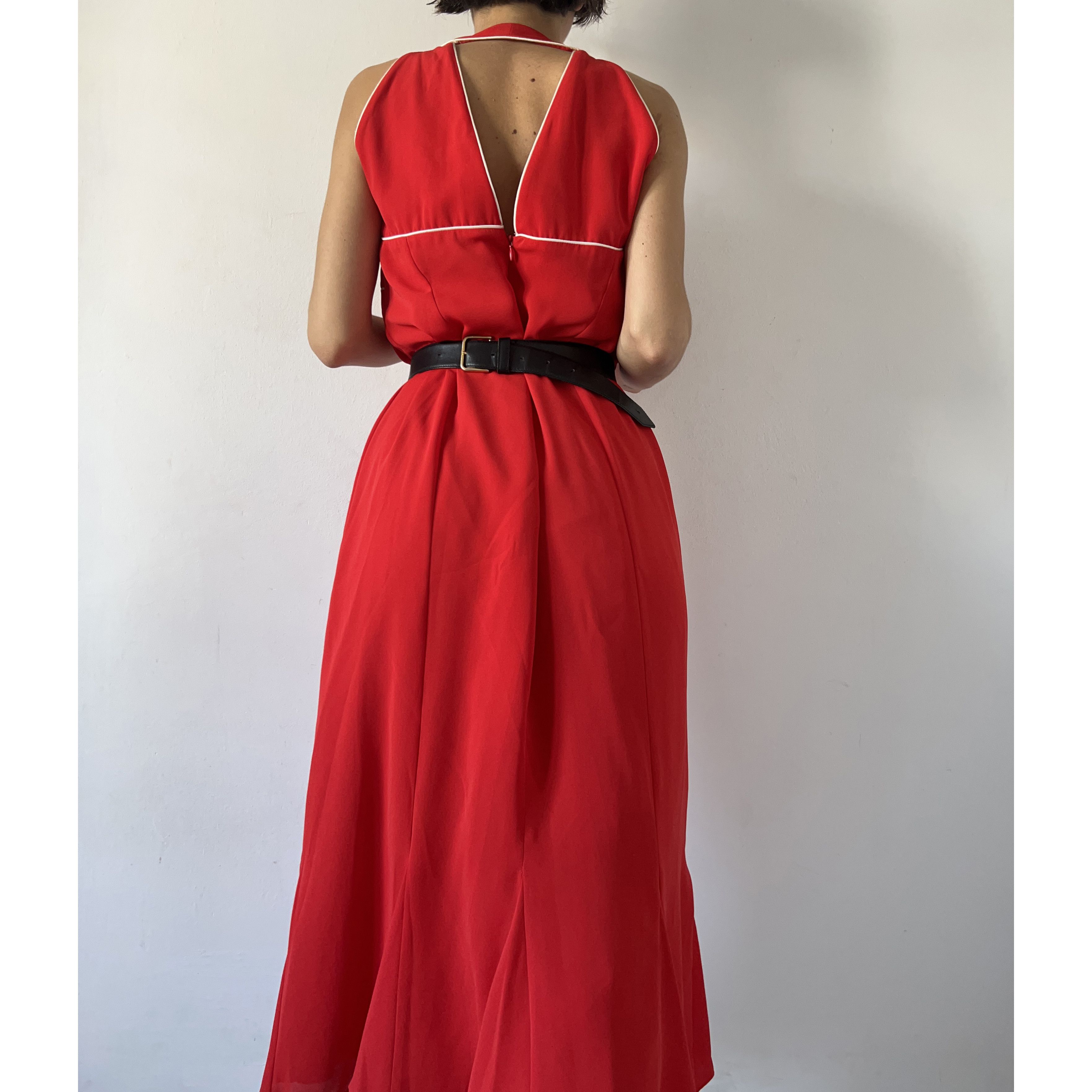 Vintage Vintage 70s red halter maxi dress with white trim Size XL / US 12-14 / IT 48-50 - 2 Thumbnail