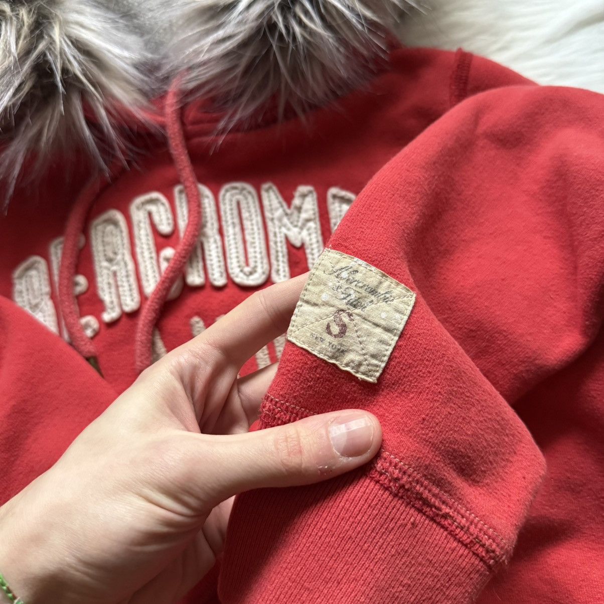 Abercrombie & Fitch 📌Vintage Y2K Abercrombie & Fitch Avant Garde Fur Zip Hoodie Size S / US 4 / IT 40 - 7 Thumbnail