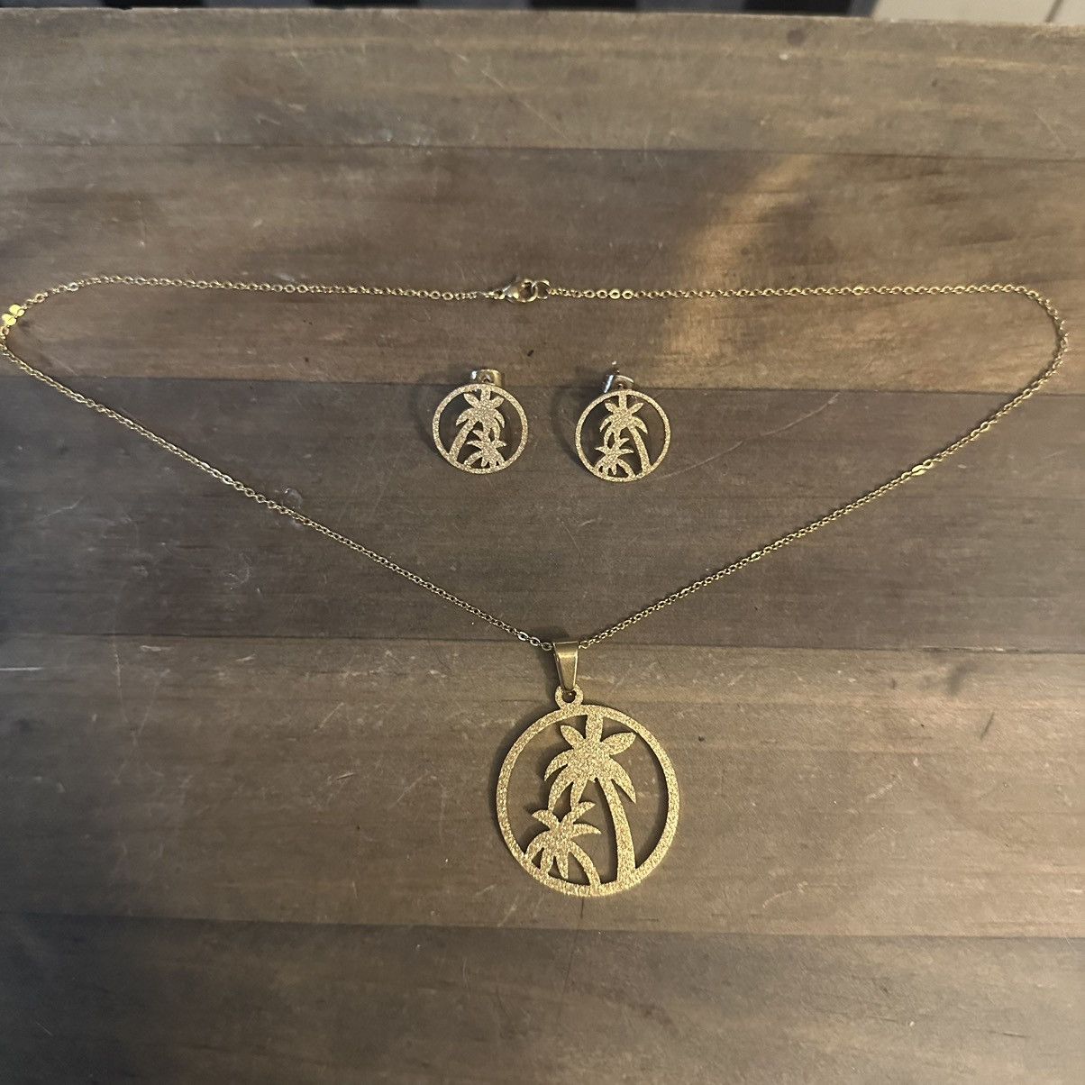 Other Palm tree pendant necklace and earrings set Size ONE SIZE - 2 Thumbnail