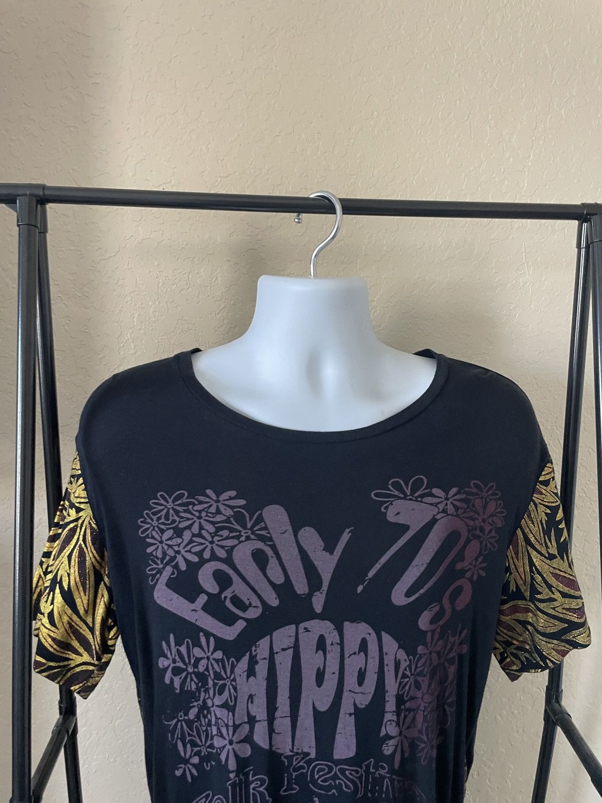 Custo Barcelona Early 70’s Hippy Folk Festival Graphic tee Size US S / EU 44-46 / 1 - 3 Thumbnail