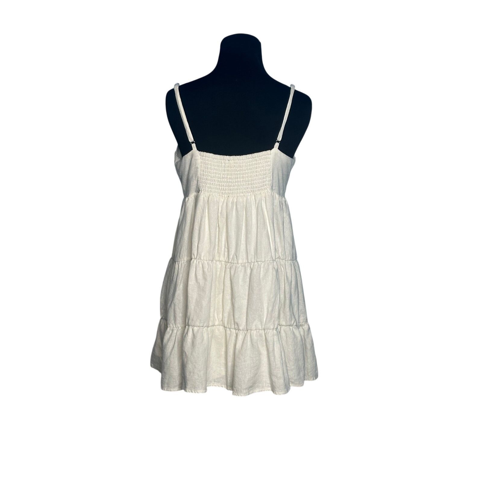 Forever 21 Forever 21 white tier sleeveless top size Large Size L / US 10 / IT 46 - 12 Thumbnail