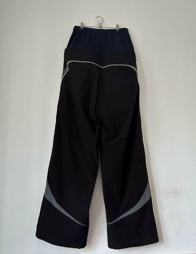 Tourist vs. Purist 1.1 Millionaires Size E