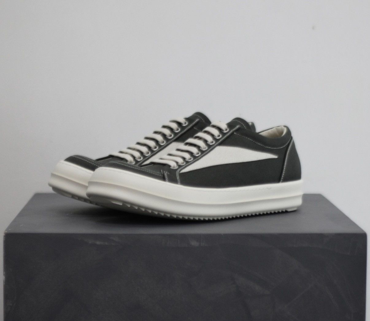 Rick Owens Rick Owens DRKSHDW New Canvas Vans-Inspired Sneakers Size US 8 / EU 41 - 1 Thumbnail