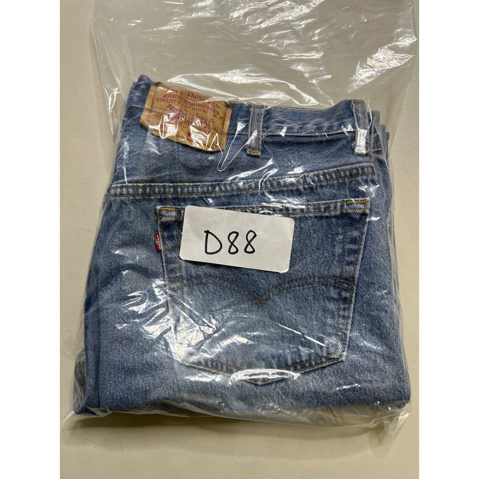 Levi's Vintage Levi’s 501xx Denim Jeans Button USA 40x33 dark Wash Size US 40 / EU 56 - 13 Thumbnail