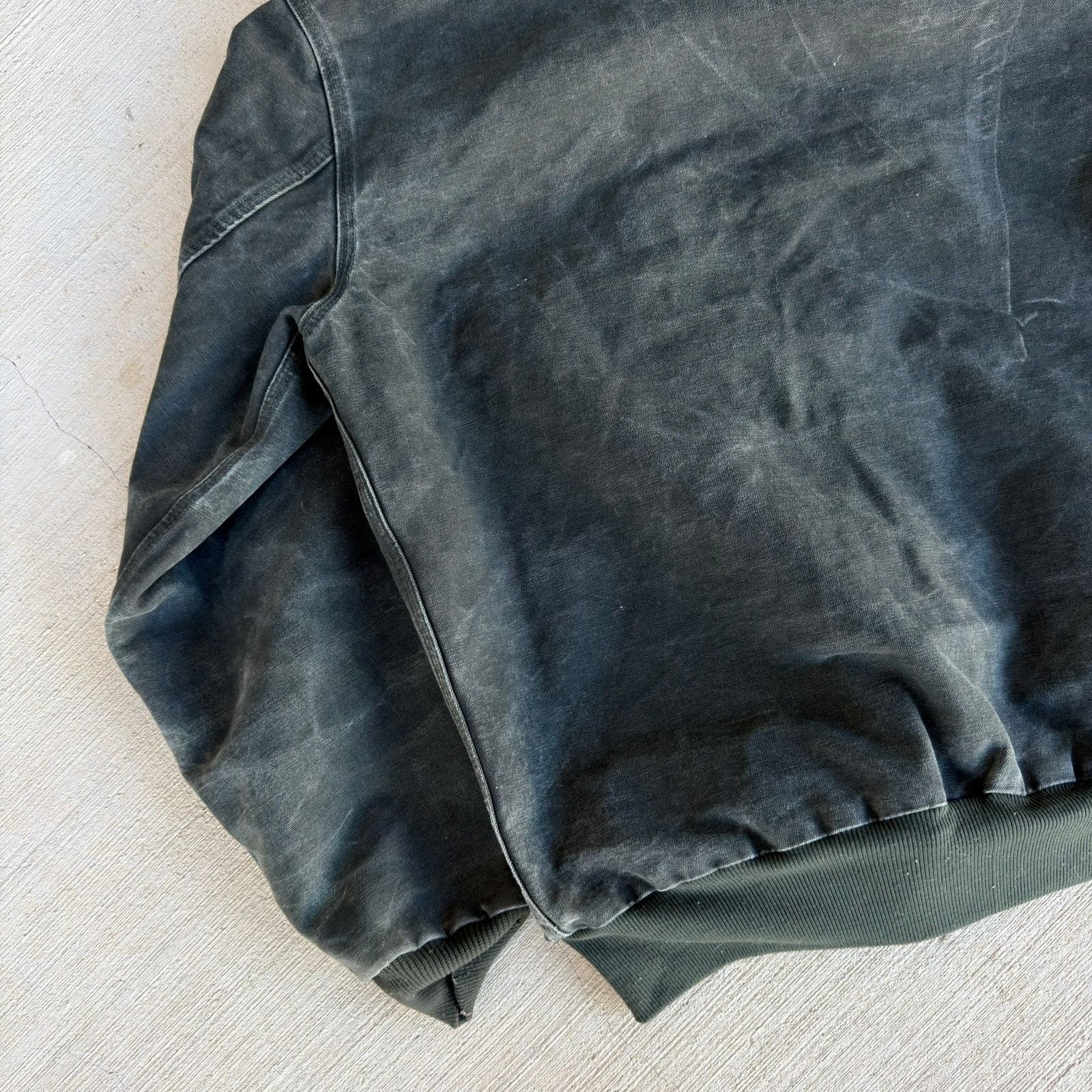 Carhartt × Vintage Carhartt J25 MOS green hooded work wear jacket Size US M / EU 48-50 / 2 - 8 Thumbnail