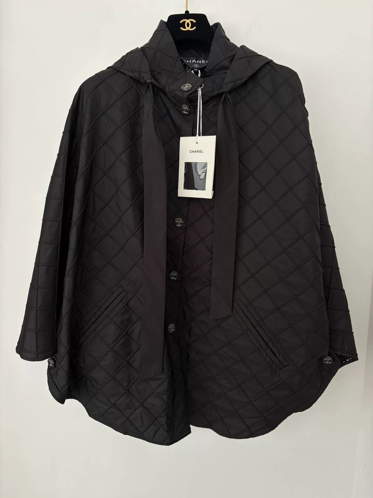 Chanel Chanel New Black Hooded Cape Coat Size US S / EU 44-46 / 1 - 1 Thumbnail