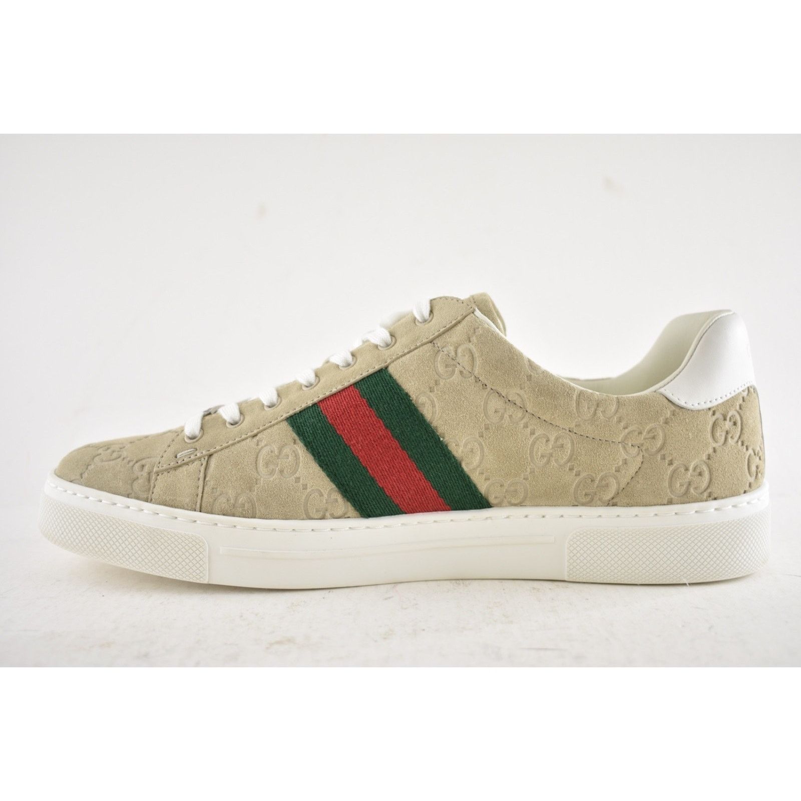 Gucci Gucci Oatmeal Beige Suede Flat Low Top Trainer Sneakers 37 Size US 7 / IT 37 - 19 Thumbnail