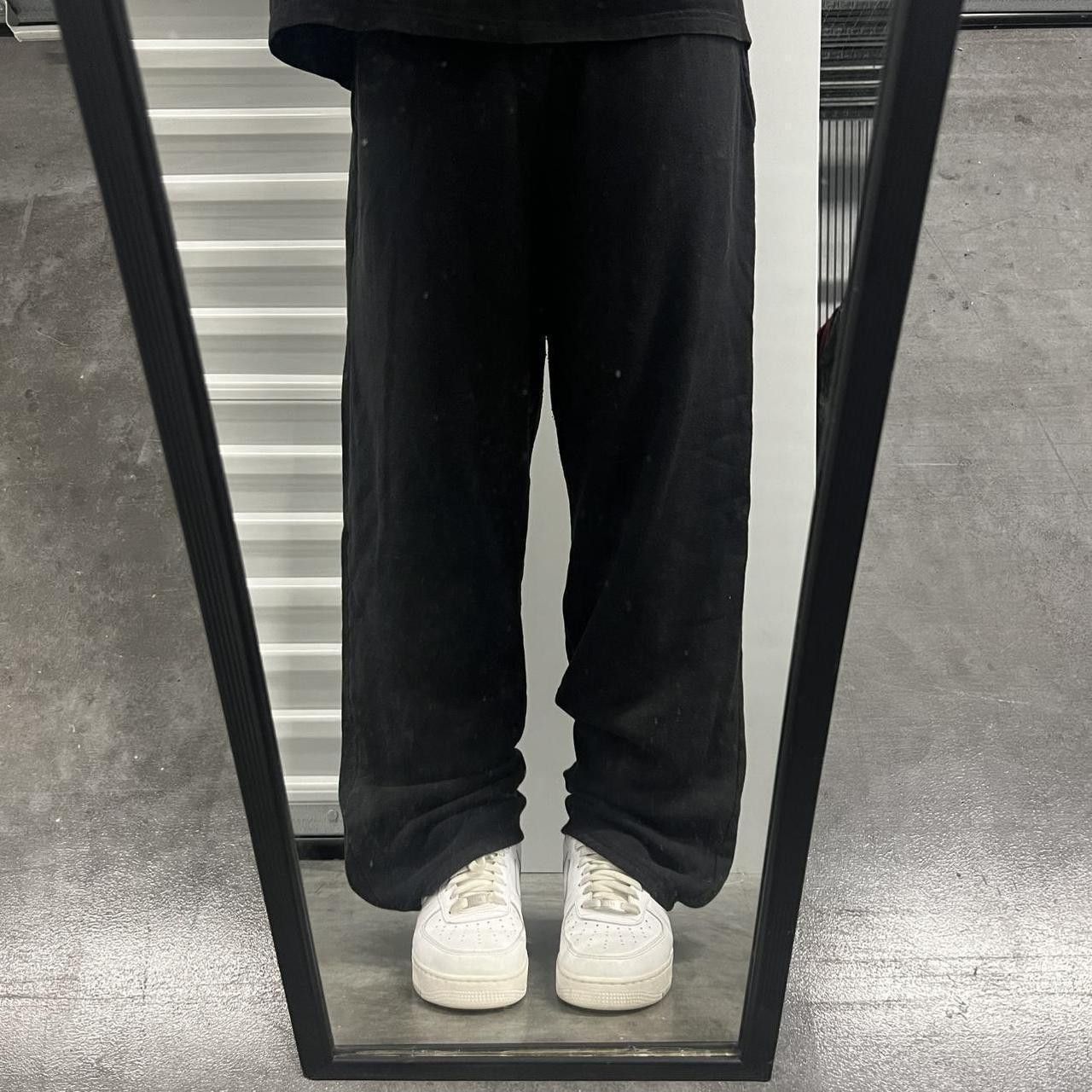 Vintage Crazy Vintage Y2K/2000s Baggy Black Sweatpants With Pockets! Size US 38 / EU 54 - 1 Thumbnail