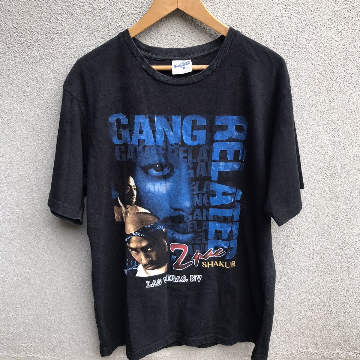 Rap Tees Vintage TUPAC SHAKUR gang related movie tee Size US XL / EU 56 / 4 - 2 Thumbnail