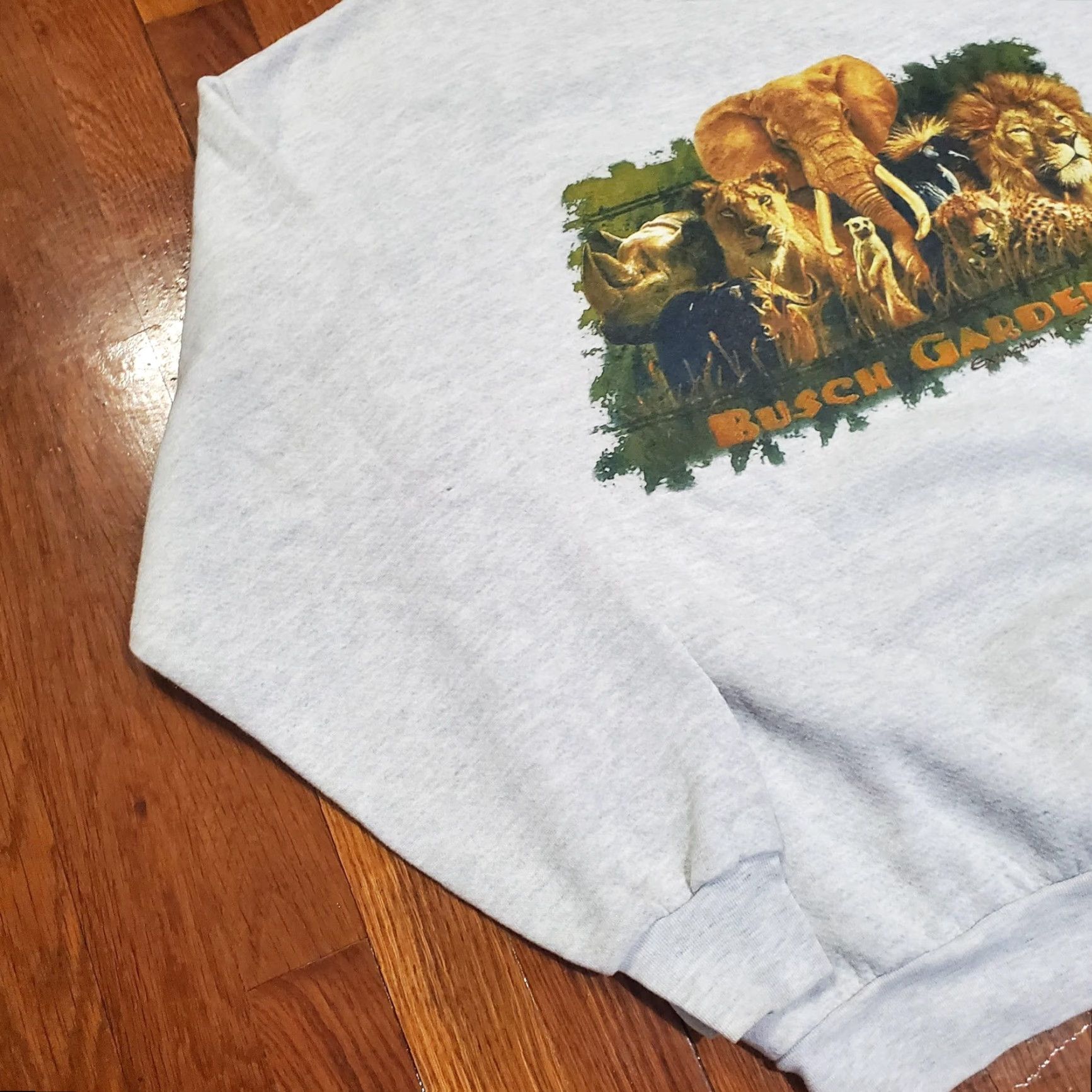 Lee Lee Sweatshirt Mens 2XL Gray Busch Gardens Animal Graphic Fleece Pullover Size US XXL / EU 58 / 5 - 2 Thumbnail