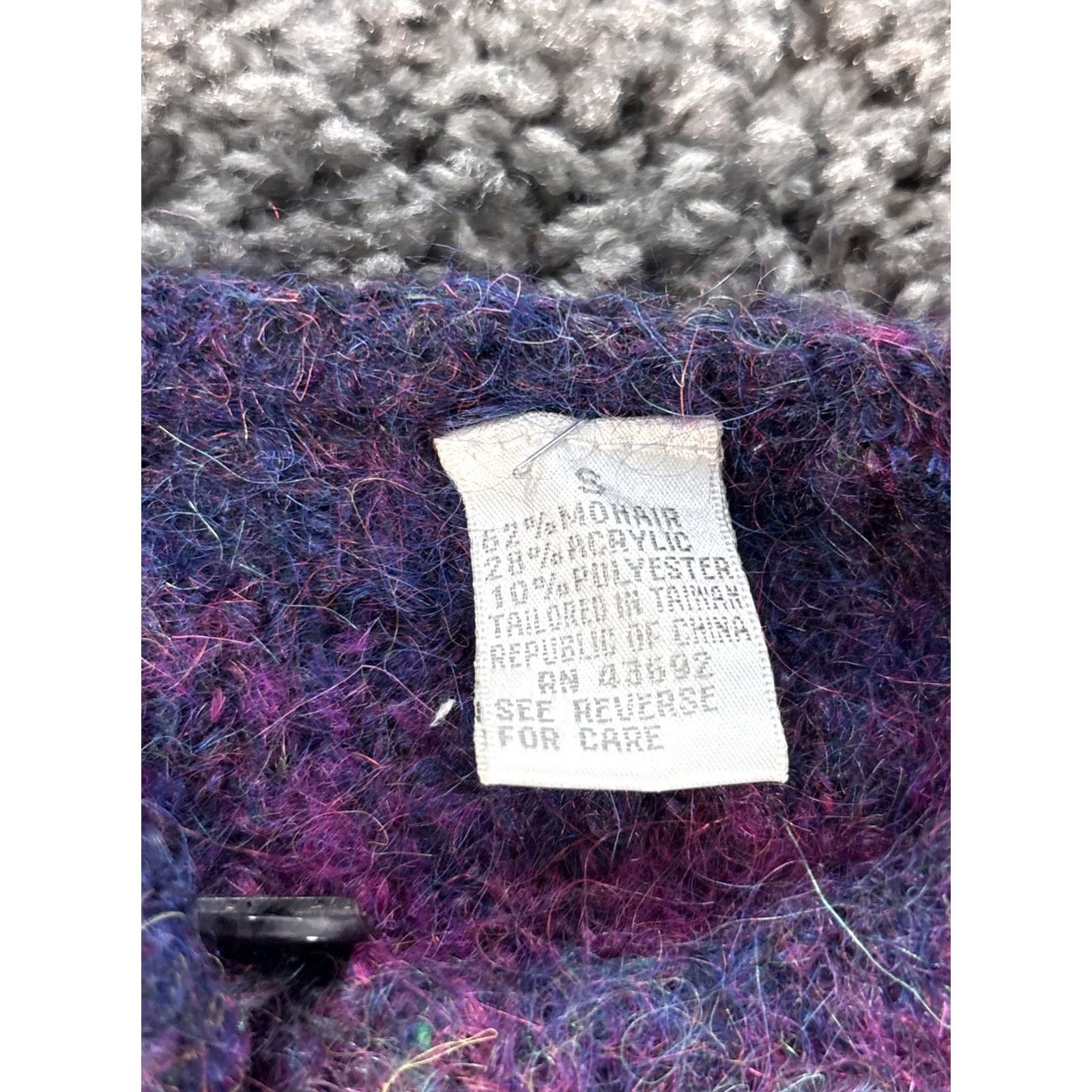 Pinko VINTAGE Cardigan Sweater Womens Small Mohair Purple Pink Fuzzy Boho 90s Bohemian Womens Cardigan Mohair Pink Purple S Small Size S / US 4 / IT 40 - 4 Thumbnail
