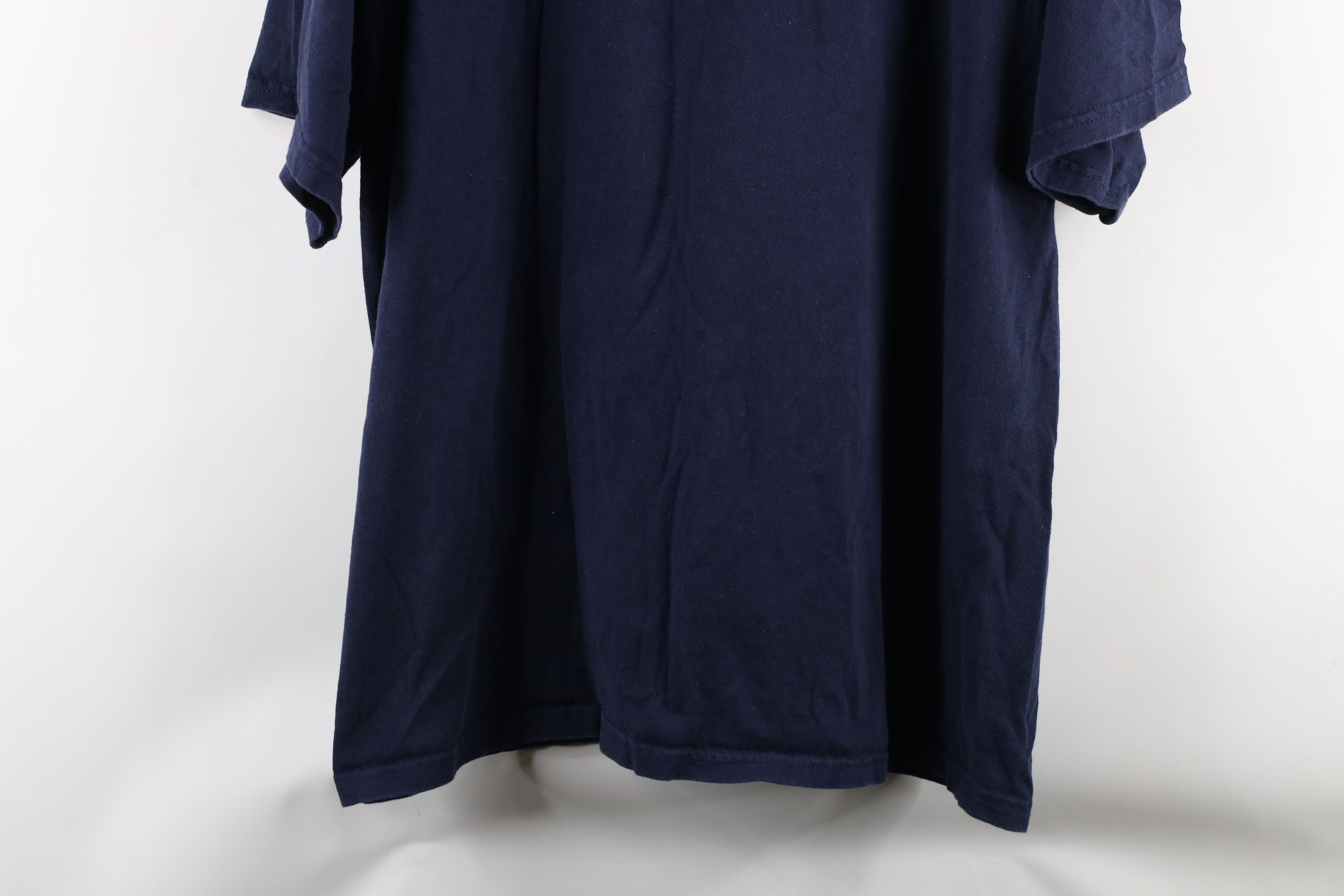 Vintage Vintage 90s Out Shedd Aquarium Chicago Short Sleeve T-Shirt Size US XL / EU 56 / 4 - 8 Thumbnail
