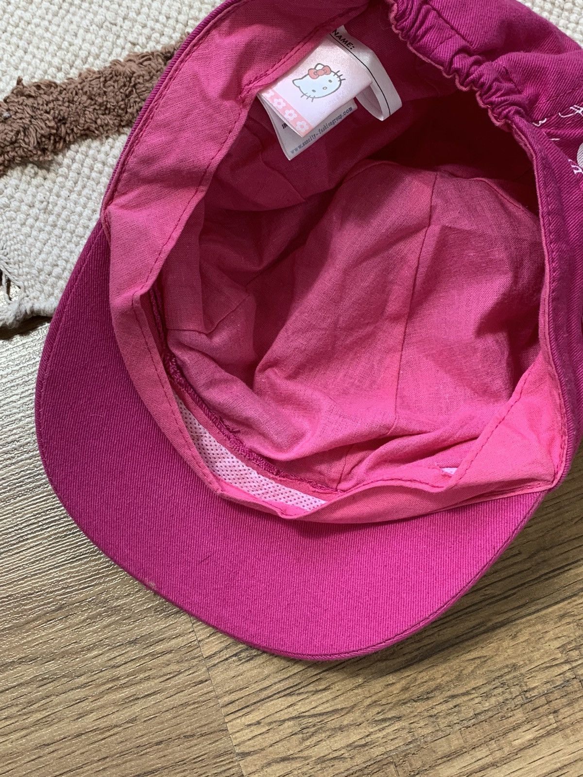 Cartoon Network VINTAGE HELLO KITTY SANRIO ANIMA HAT Size ONE SIZE - 11 Thumbnail