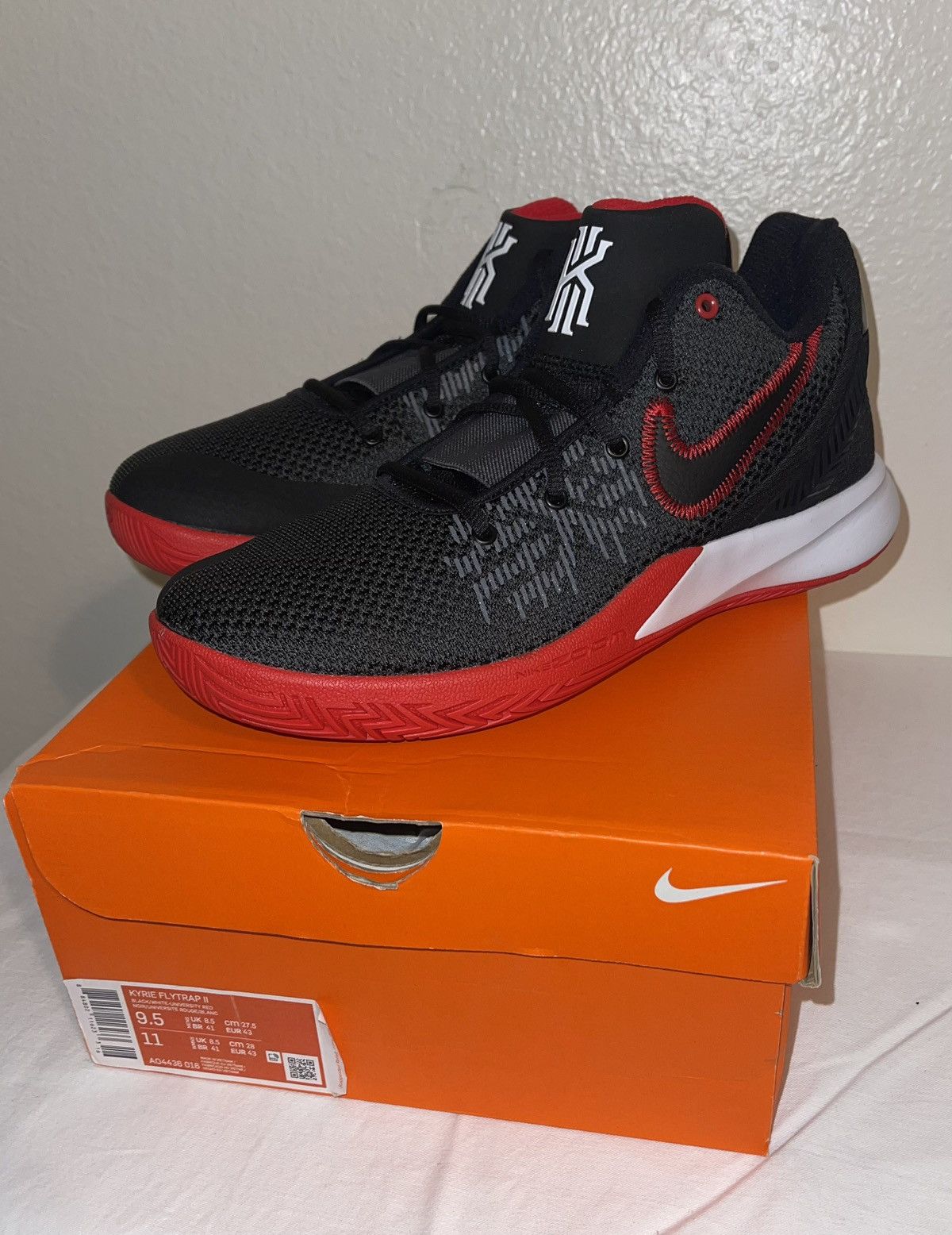 Nike Kyrie Flytrap 2 Bred - Sz 9.5 - New Size US 9.5 / EU 42-43 - 1 Thumbnail