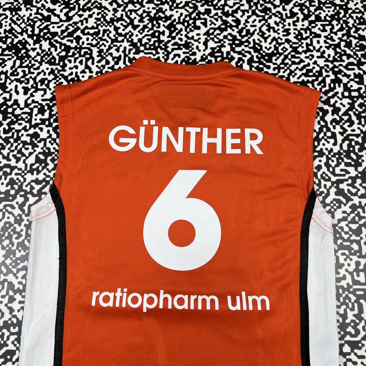 K1X Ratiopharm Ulm Per Gunther Signed Team Basketball Jersey Size US S / EU 44-46 / 1 - 10 Thumbnail