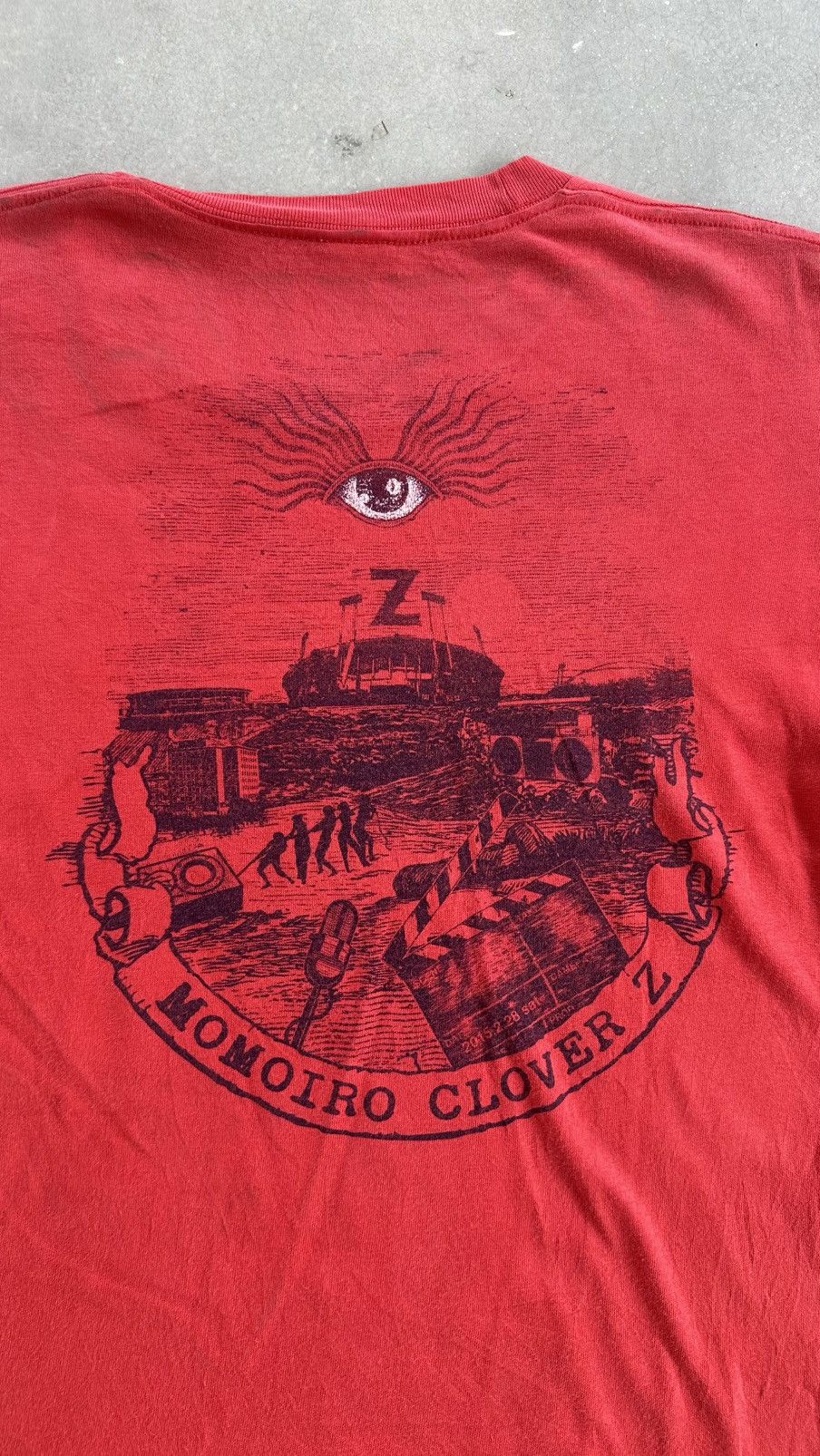 Vintage VINTAGE WELLWORN MOMOIRO CLOVER Z J POP PUNK TEE Size US M / EU 48-50 / 2 - 4 Thumbnail