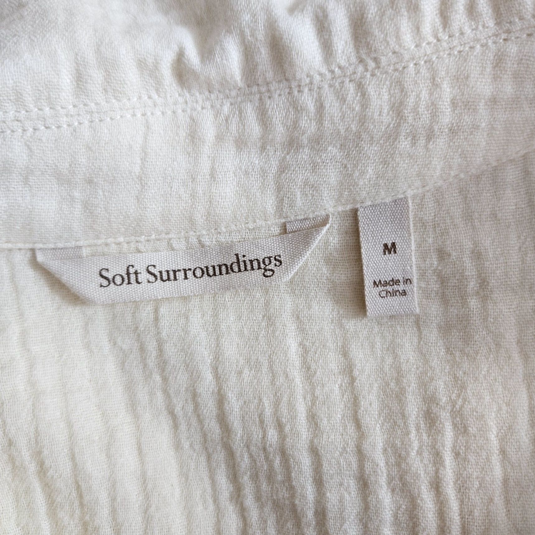 Soft Surroundings Soft Surroundings Blouse Shirt Womens Long Sleeve Ivory Cotton Size M Gauge: Gauze Solid Vintage: No Size M / US 6-8 / IT 42-44 - 5 Thumbnail