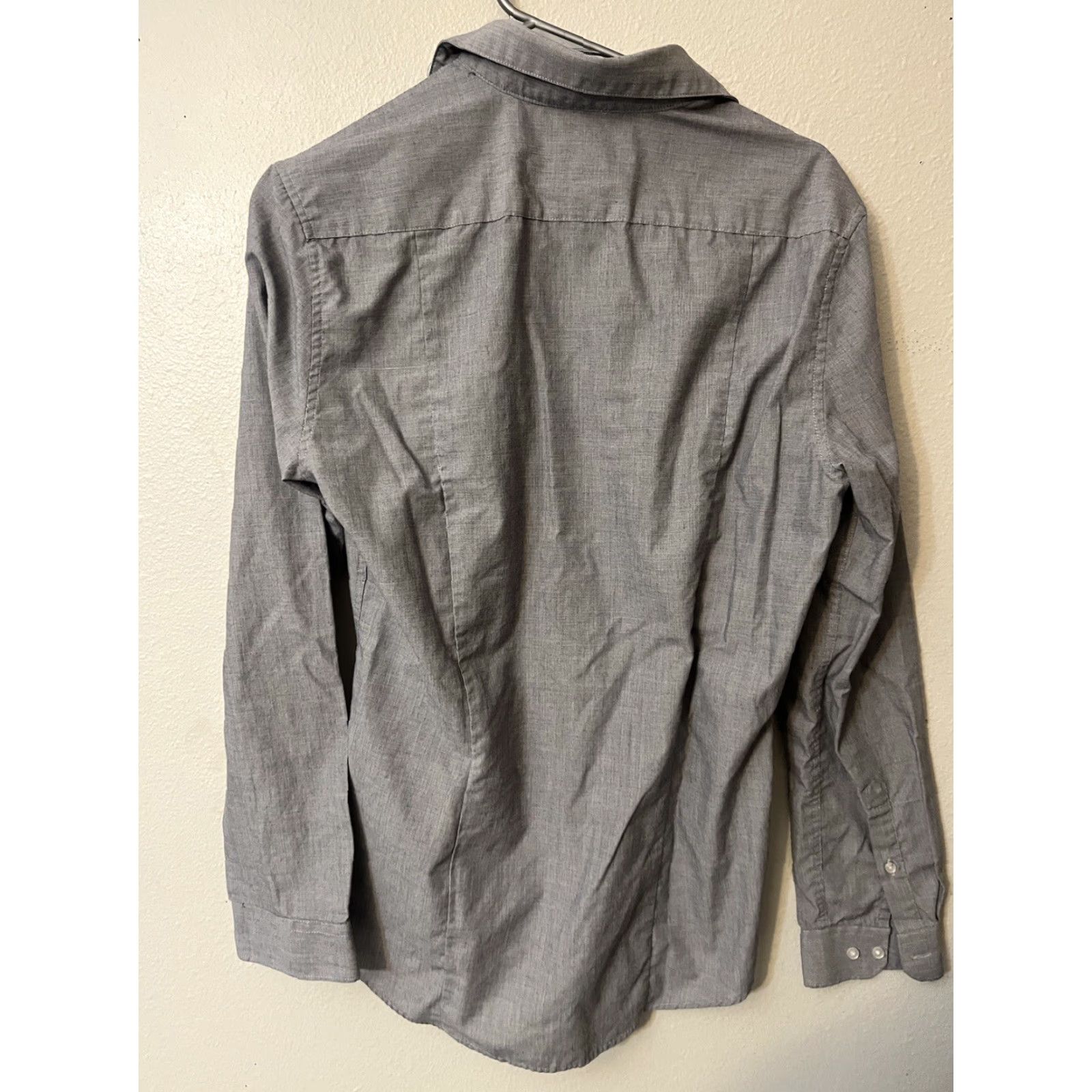 H&M H&M Button-Up Shirt Size Small Gray Slim Fit Long Sleeve Dress Shirt Men Button-Down Collared Classic Regular Pattern: Solid Size 36R - 2 Thumbnail