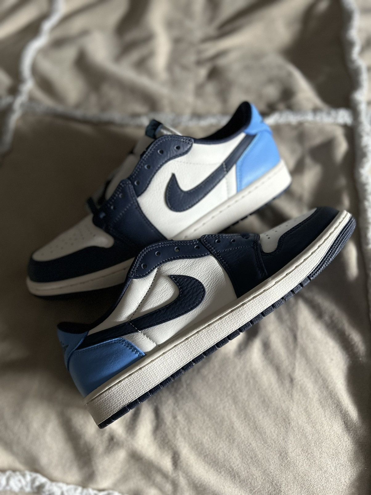 Jordan Brand × Nike Jordan 1 low Obsidian Size 10 Size US 10 / EU 43 - 9 Thumbnail