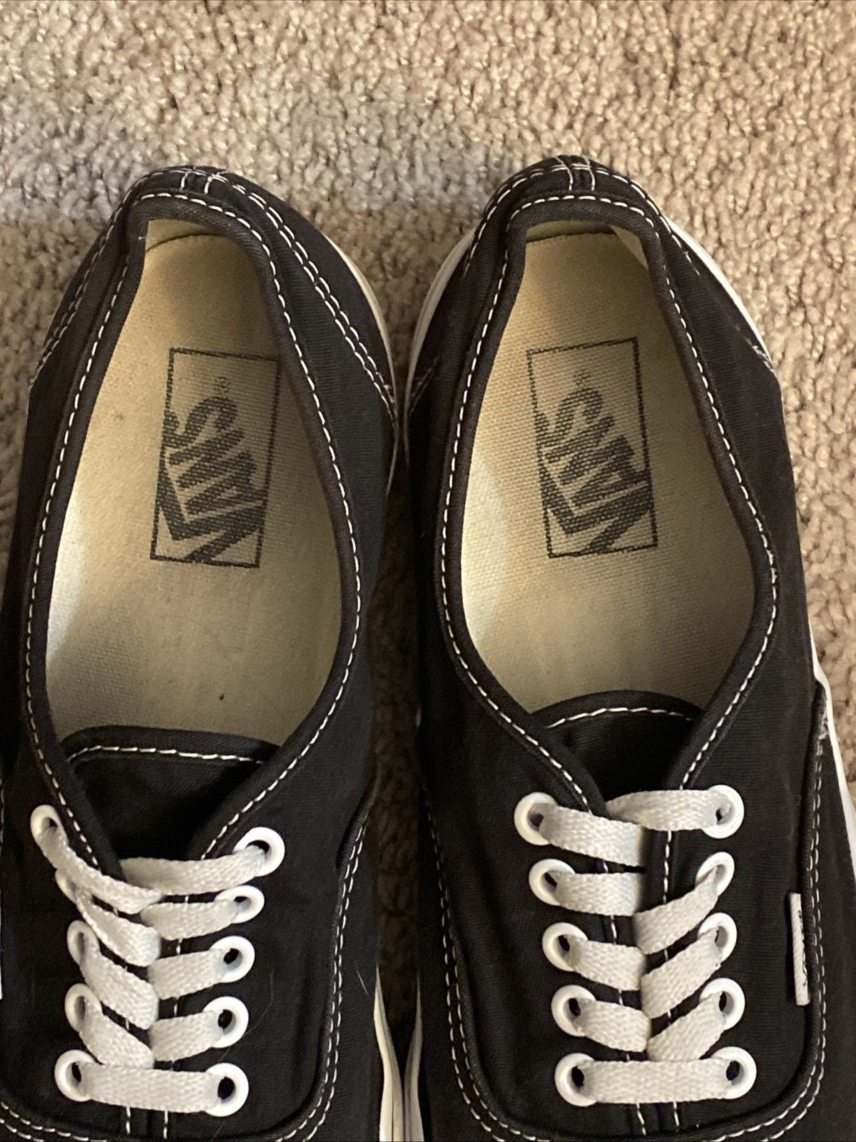 Vans Unisex Vans Off The wall Sk8 low Sneakers size 9.5M/ 11W Size US 9.5 / EU 42-43 - 13 Thumbnail