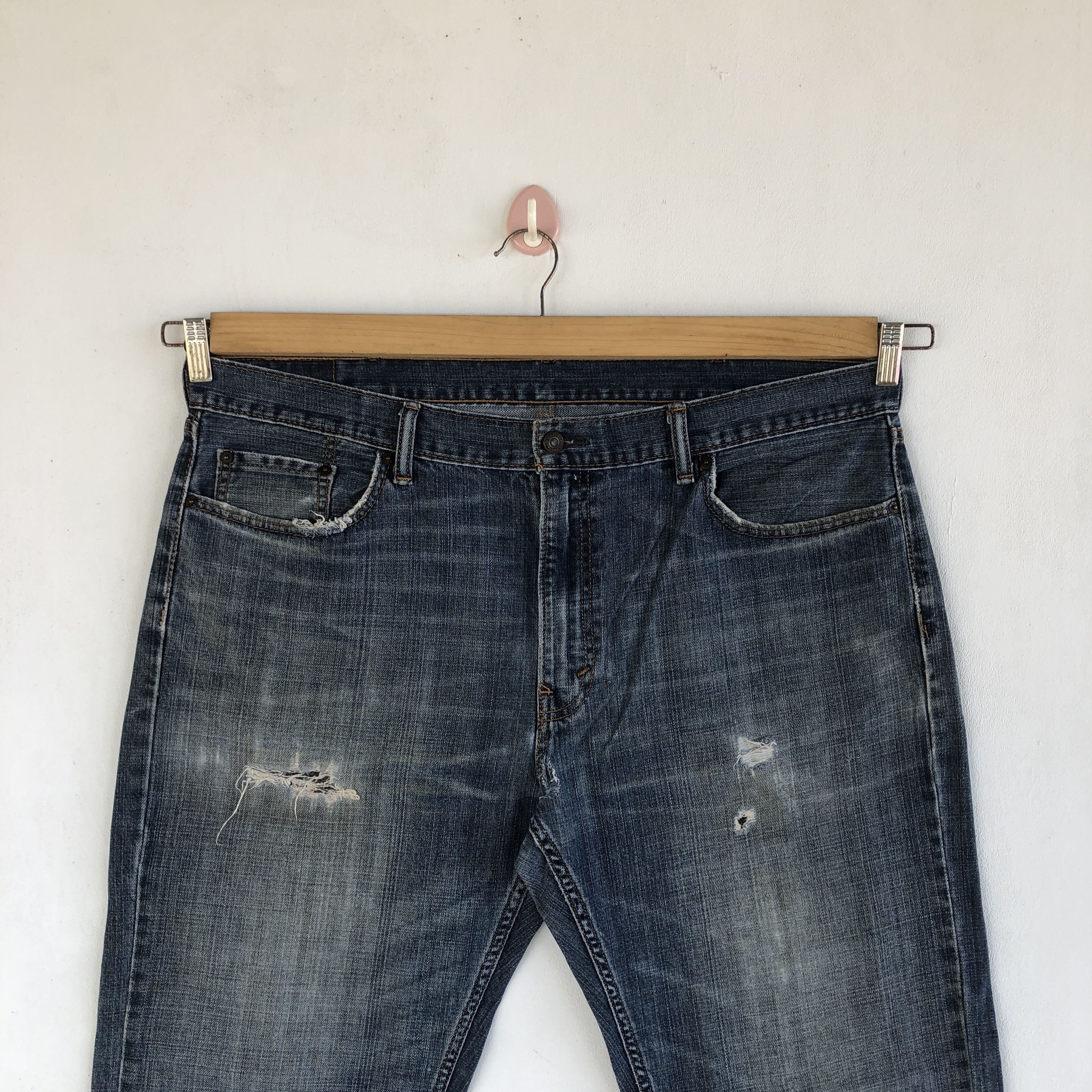 Levi's Vintage Levis Baggy Distressed Jeans Levi's 559 Faded Denim Size US 40 / EU 56 - 6 Thumbnail