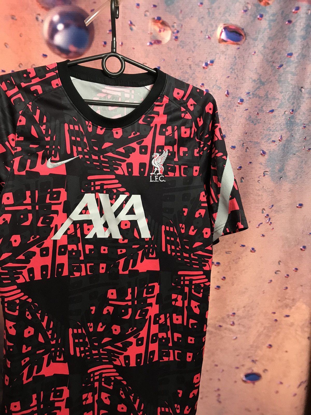 Other Liverpool training streetwear soccer jersey Size US L / EU 52-54 / 3 - 1 Thumbnail