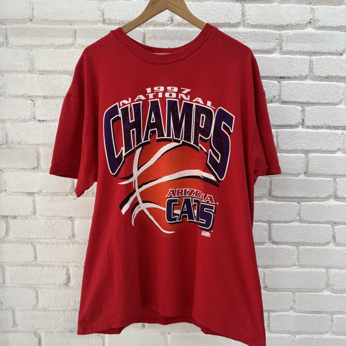 Vintage 97’s Arizona Cats Champs Tee Size US XL / EU 56 / 4 - 1 Thumbnail