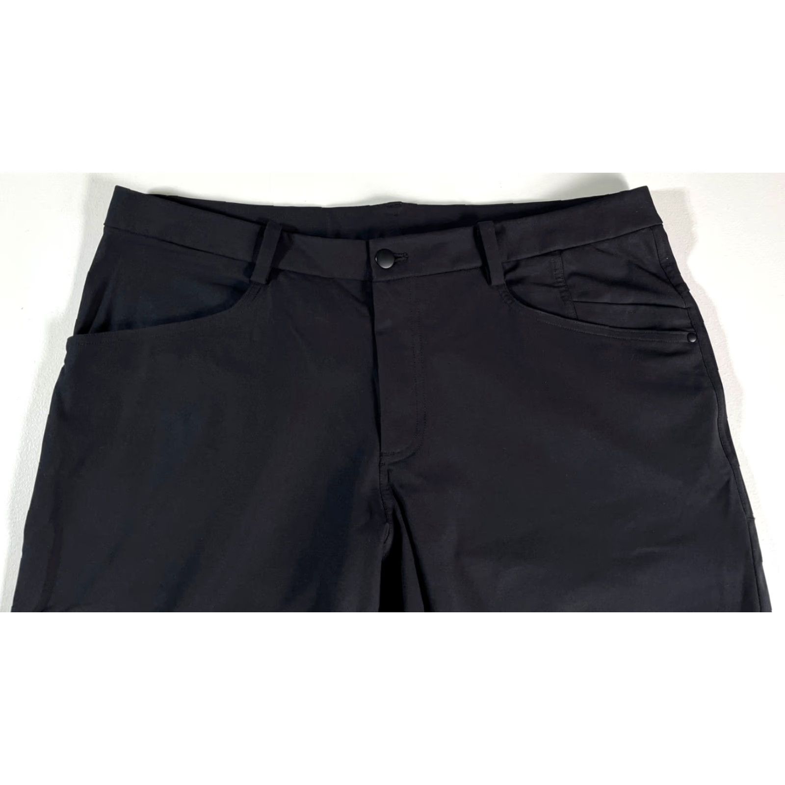 Lululemon VINTAGE Lululemon Pants Men’s ABC Black 38x31 Chino City Preppy Stretch Pockets Waist 38 Straight Rise Mid 10-12 in Mens Size US 38 / EU 54 - 3 Thumbnail