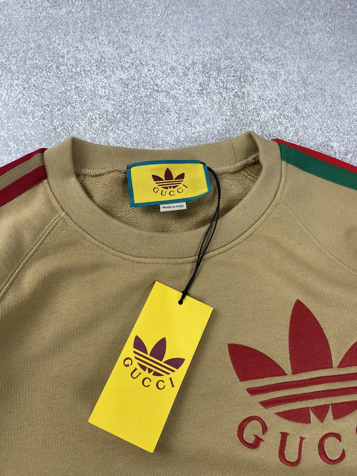 Adidas × Gucci Gucci x Adidas Cotton Sersey Sweatshirt Beige Size M Size US M / EU 48-50 / 2 - 7 Thumbnail