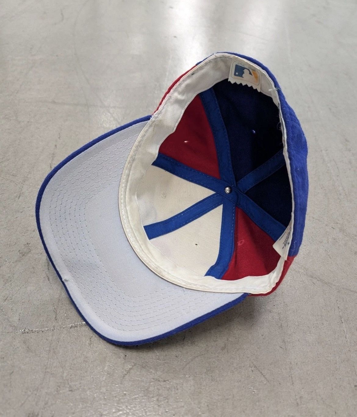 Vintage Vintage NOS Sports Specialties Montreal Expos Fitted 6 3/4 Size ONE SIZE - 3 Thumbnail