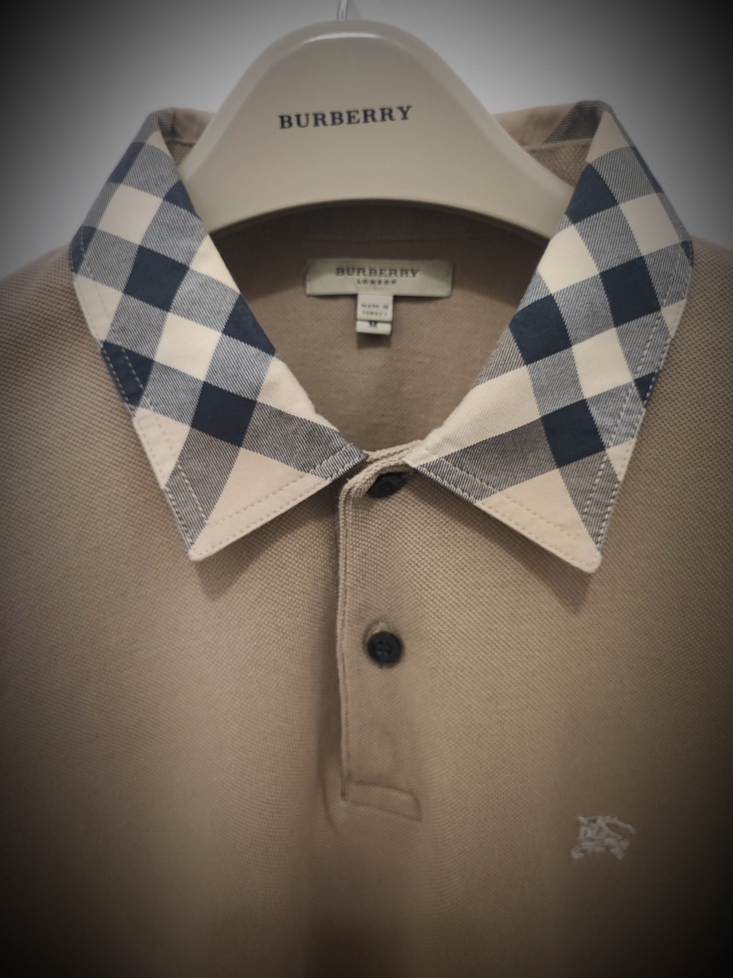 Burberry 🔥 Burberry Polo size M tan 🔥 Size US M / EU 48-50 / 2 - 1 Thumbnail