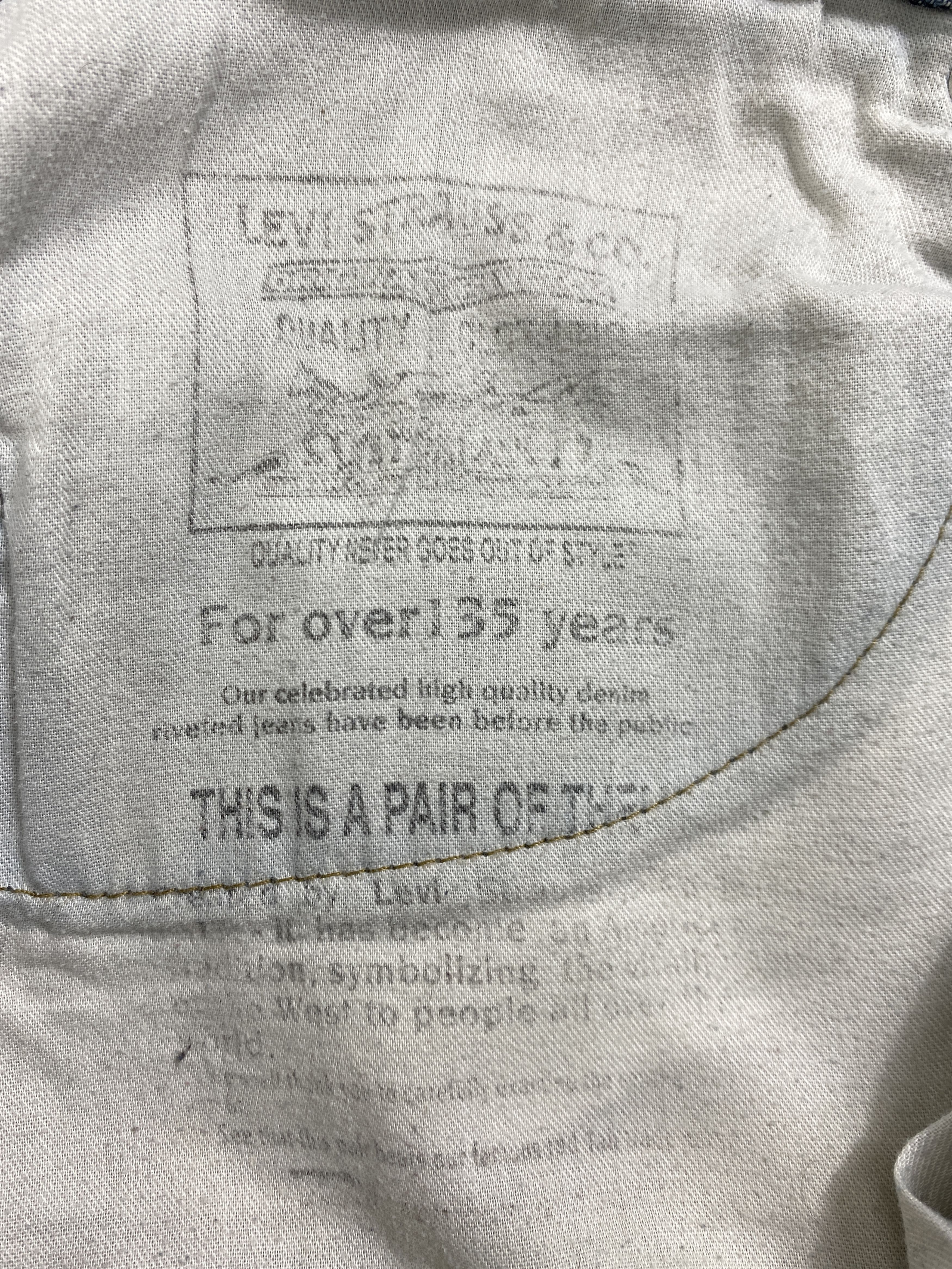 Levi's Distressed Blue Levi's 559 Jeans 37x33 Denim -SJ117 Size US 37 - 12 Thumbnail