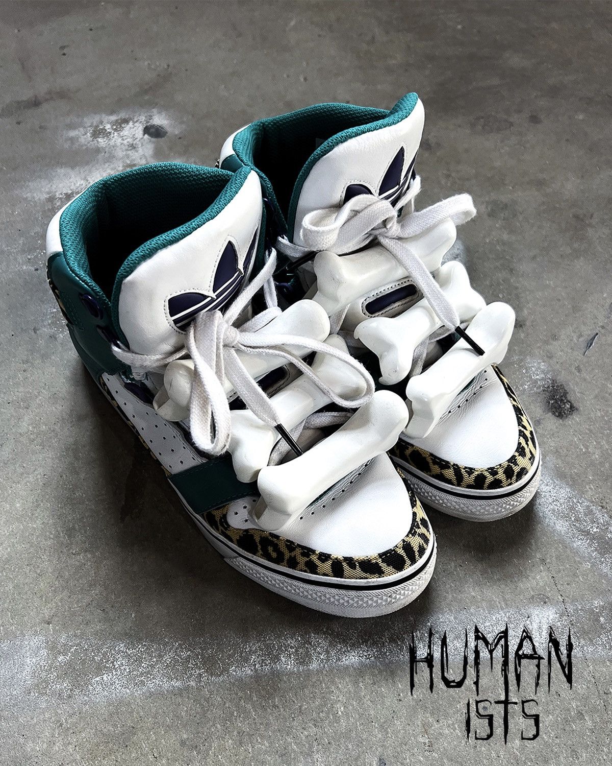 Jeremy Scott A/W11 JS ‘FLINTSTONES’ BONES Size US 7 / EU 40 - 1 Thumbnail