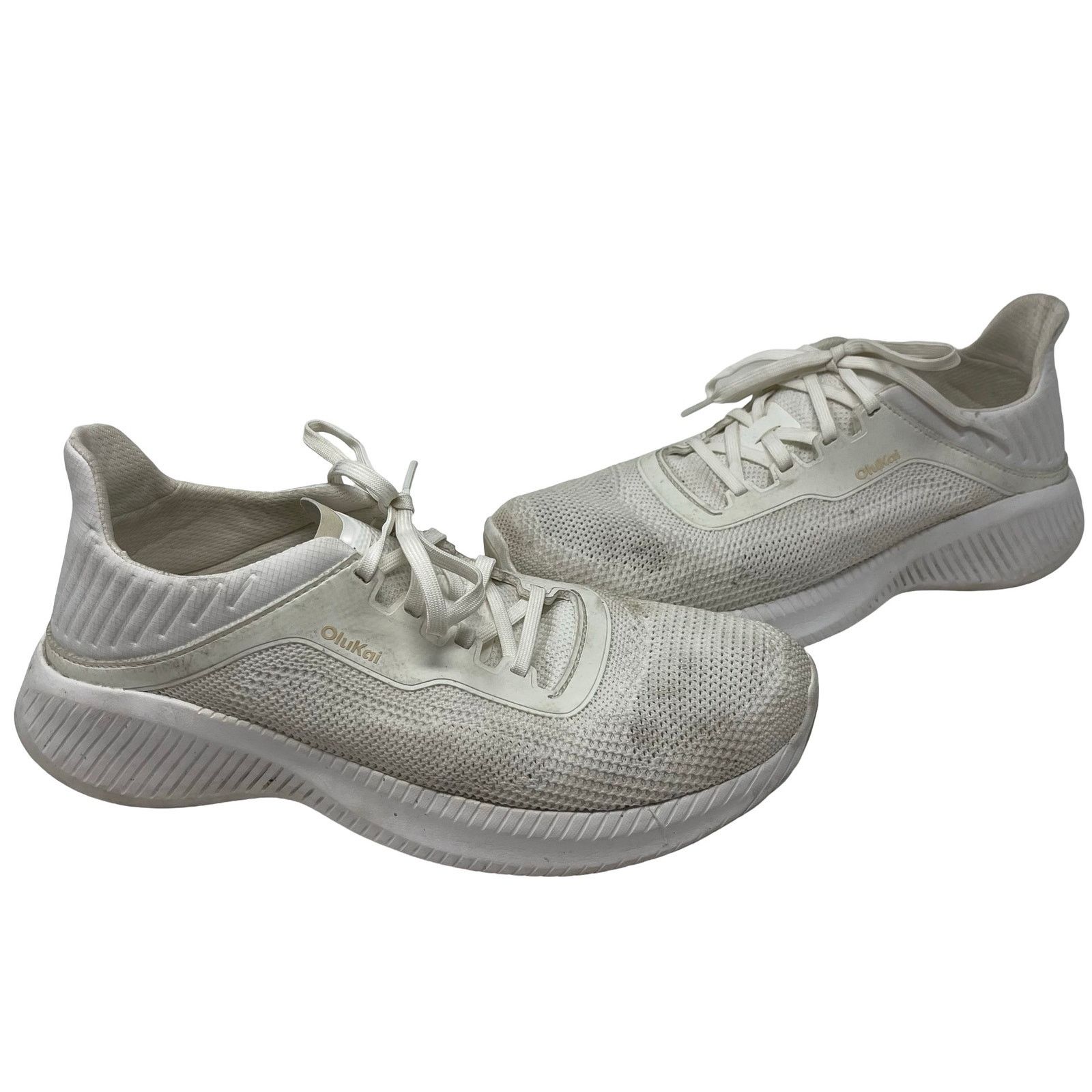 Olukai Island Hopper Men’s Travel-Ready Sneakers in white