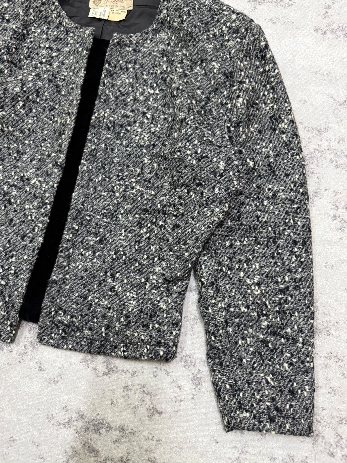 Gucci Vintage Gucci Sparkling Grey Tweed Cropped Jacket Button Up Size S / US 4 / IT 40 - 5 Thumbnail