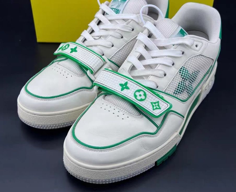 Louis Vuitton Louis Vuitton Vintage Trainer Sneakers in White and Green - Size US 7.5 / EU 40-41 - 7 Thumbnail