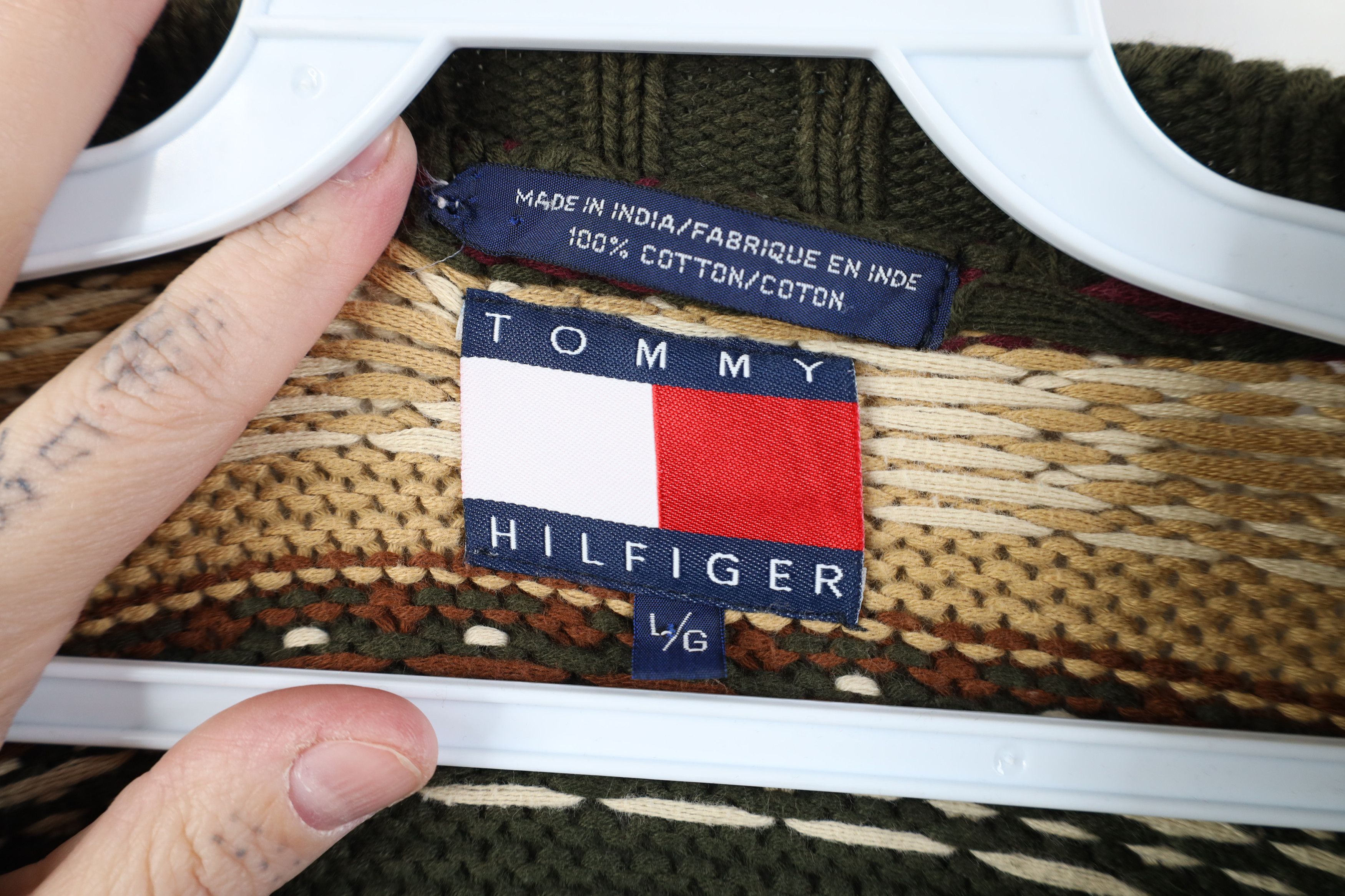 Tommy Hilfiger Vintage 90s Tommy Hilfiger Snowflake Cotton Knit Sweater Size US L / EU 52-54 / 3 - 4 Thumbnail