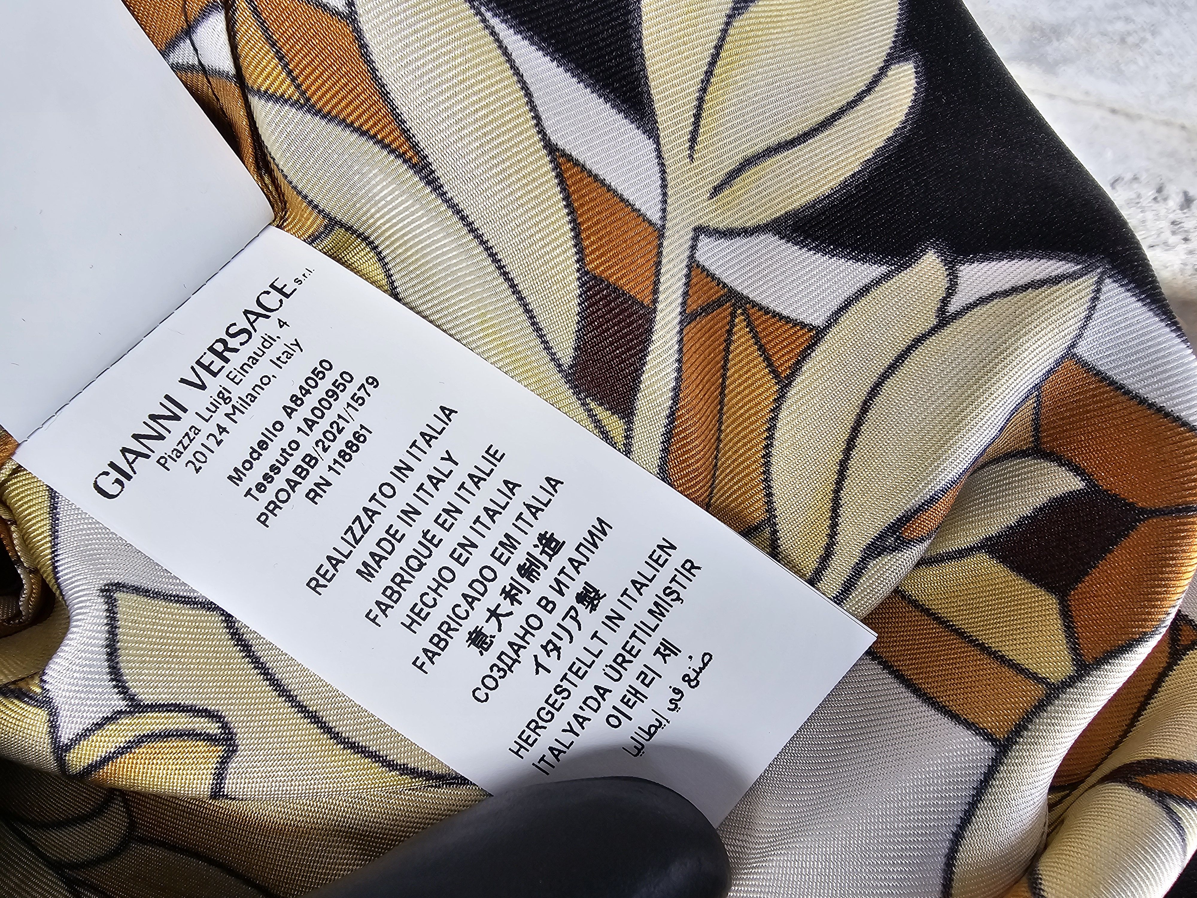Versace $1350 VERSACE Gold and Blue Floral Baroque Medusa Silk Shirt Size 52L - 15 Thumbnail