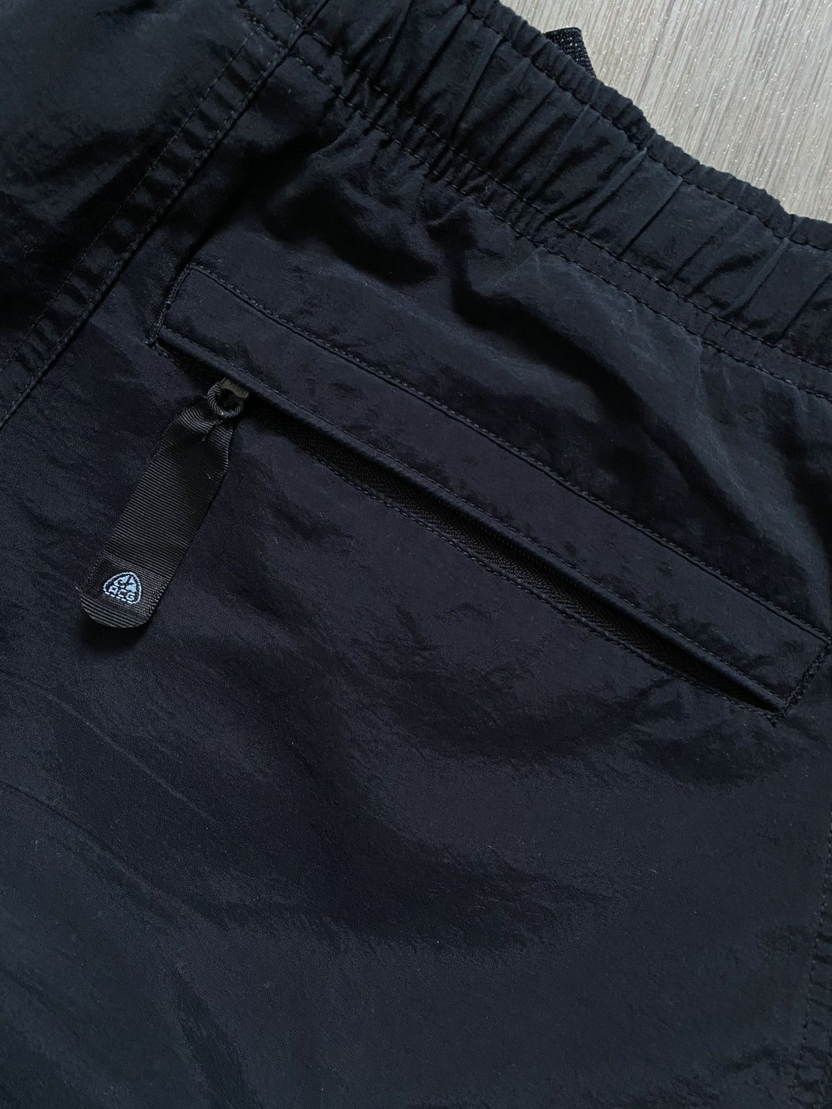 Nike ACG 🫧NIKE ACG VINTAGE CARGO SHORTS Size US 36 / EU 52 - 14 Thumbnail