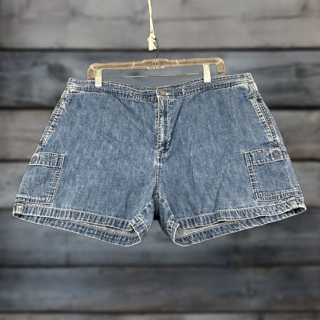 Calvin Klein VINTAGE Calvin Klein Shorts Womens L Blue Denim Cargo 90s 5-Pocket Design Size 36" / US 14 / IT 50 - 1 Thumbnail